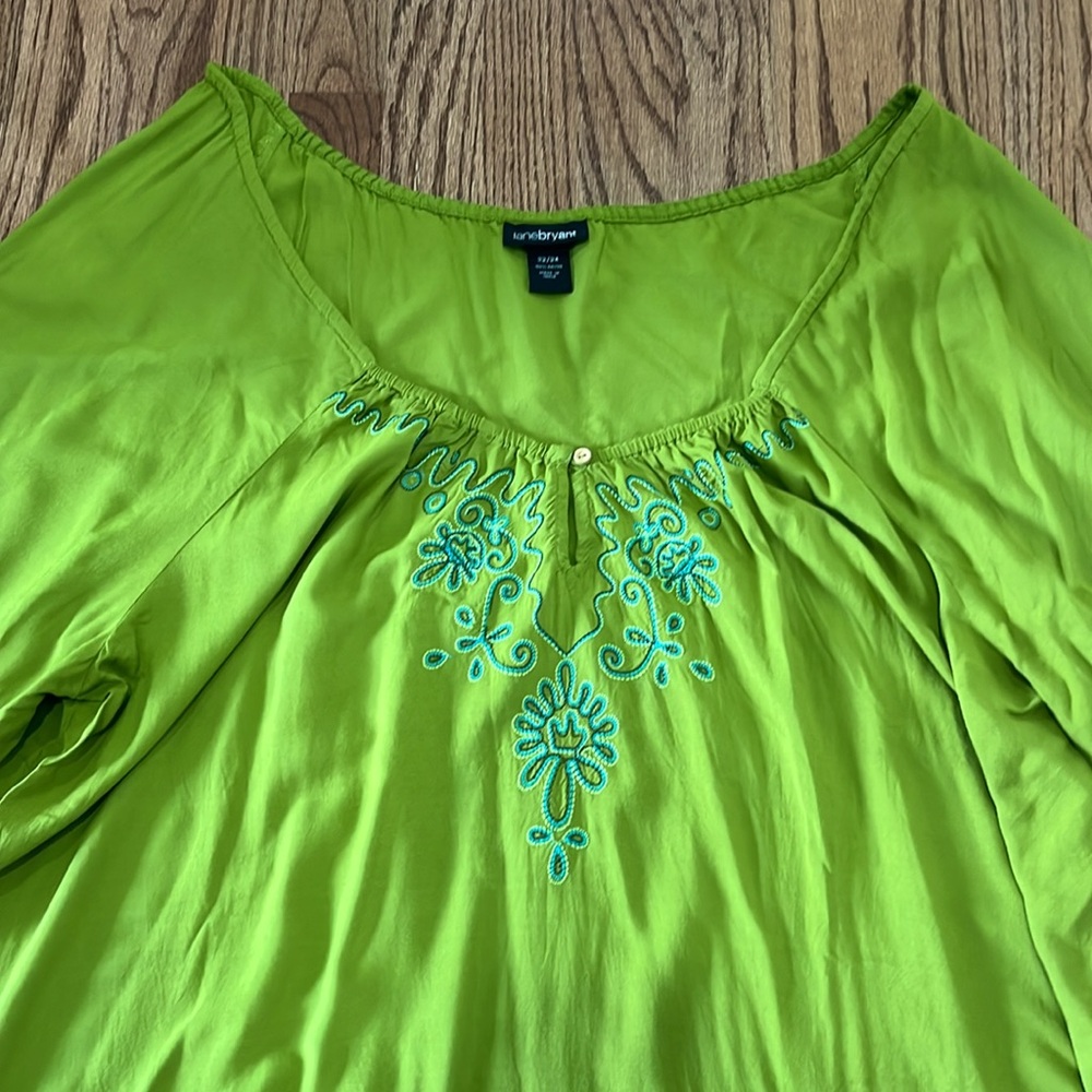 Lane Bryant Green Embroidered Women's Top